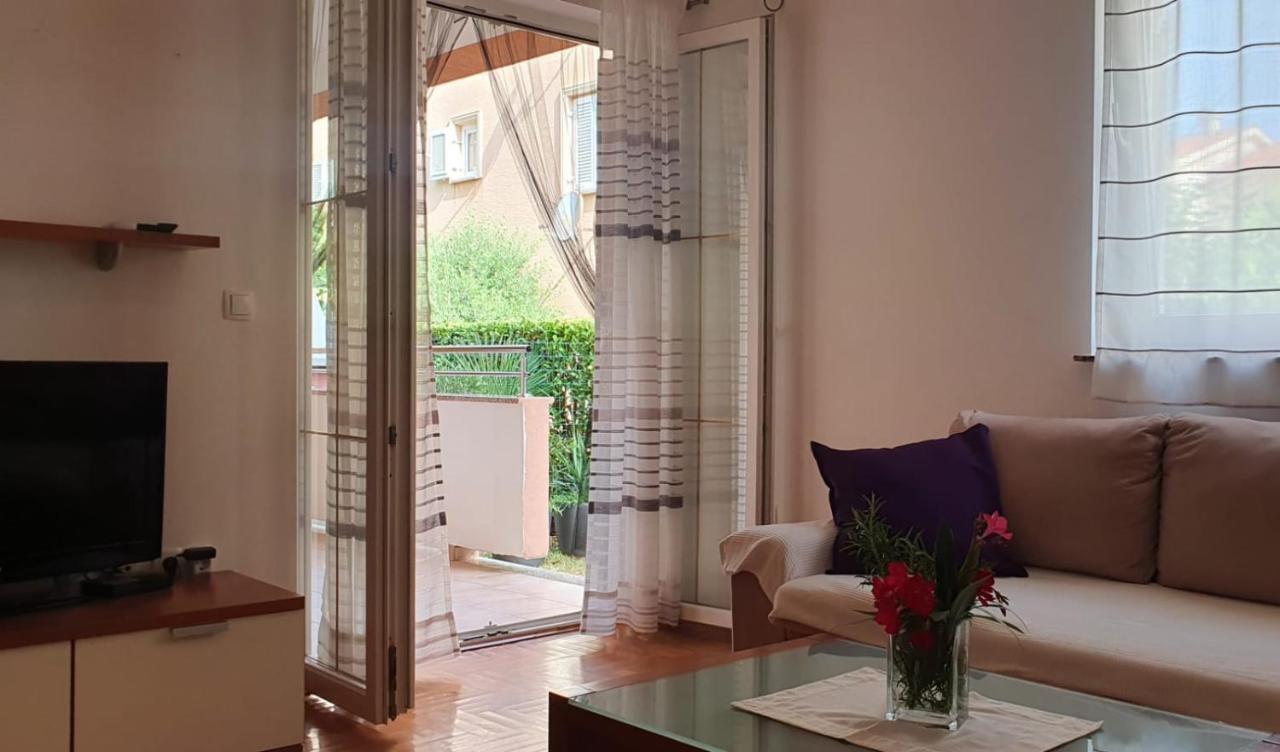 Apartment Conty On The Ground Floor Malinska Bagian luar foto