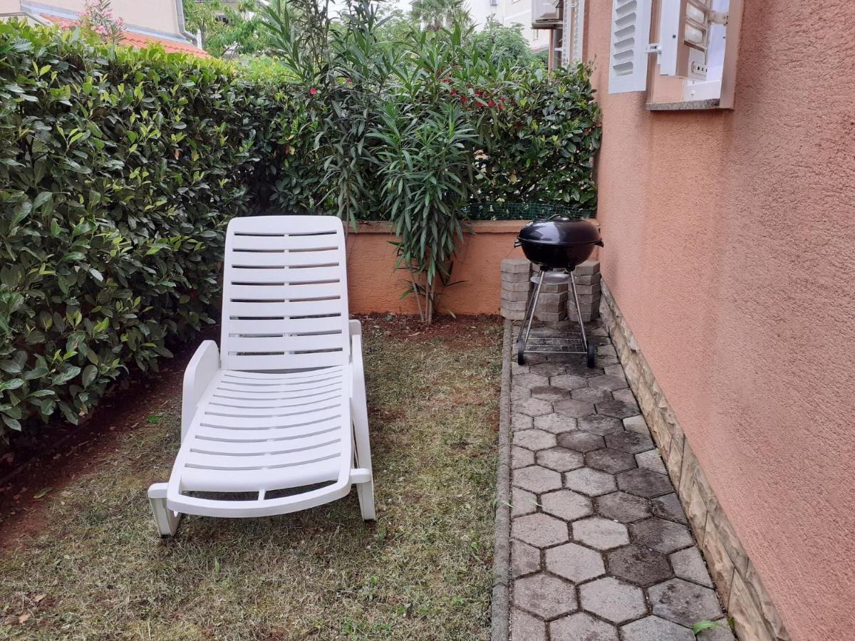 Apartment Conty On The Ground Floor Malinska Bagian luar foto